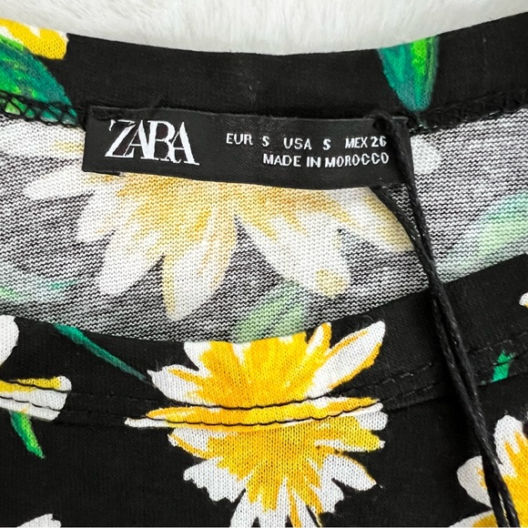 Zara Floral Daisy Print Oversized Tee Size Small NWT - Picture 4 of 9